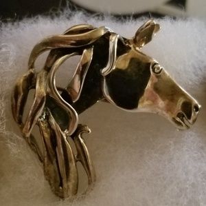 EQUESTRIAN  HORSE  925 STERLING SILVER  PENDANT